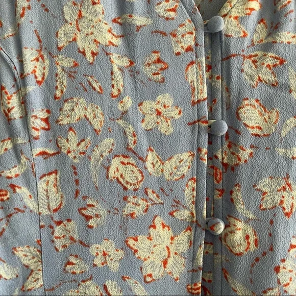 Button Dress - Picture 2 of 4